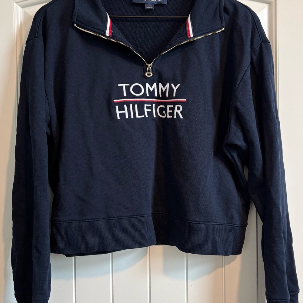 EUC Tommy Hilfiger Navy Half-Zip Sweatshirt - L